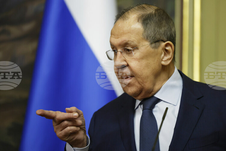 Русия ще продължи да взима на прицел обекти, използвани от украинската армия, обяви руският външен министър